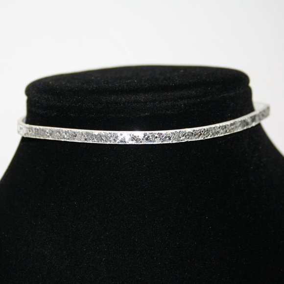 Beautiful silver glittery choker necklace 12.5-17" - Picture 4 of 5